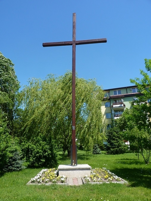 Krzyż przy ul. Jana Pawła II i Wysockiego